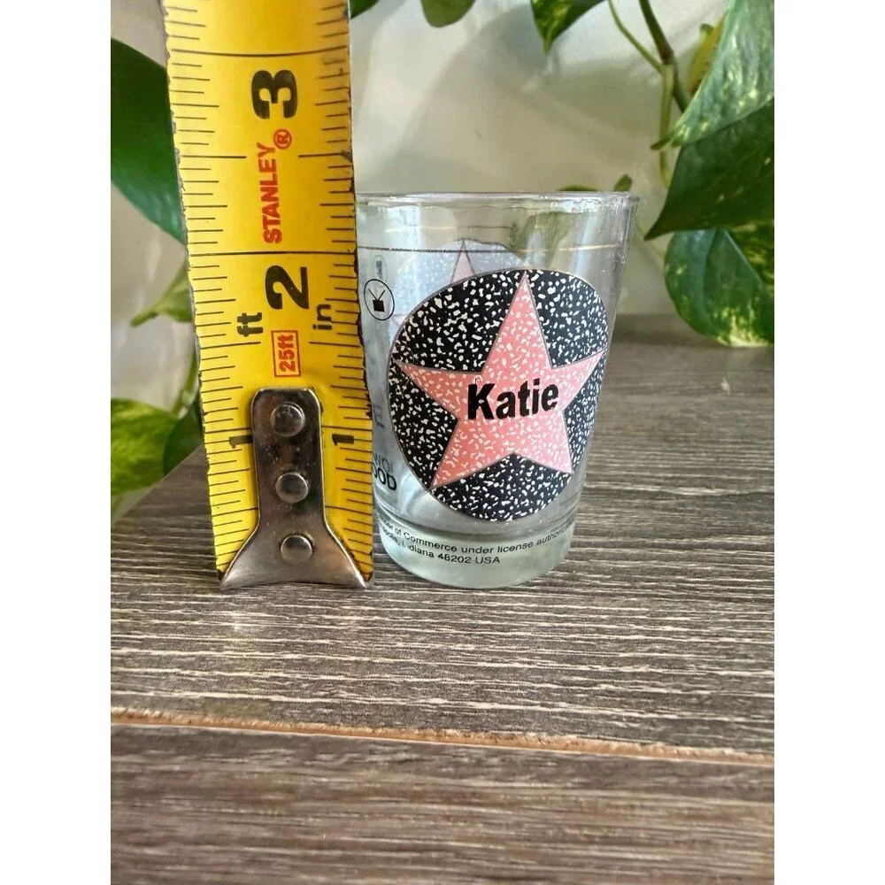 Walk of fame, Hollywood Katie shot glass